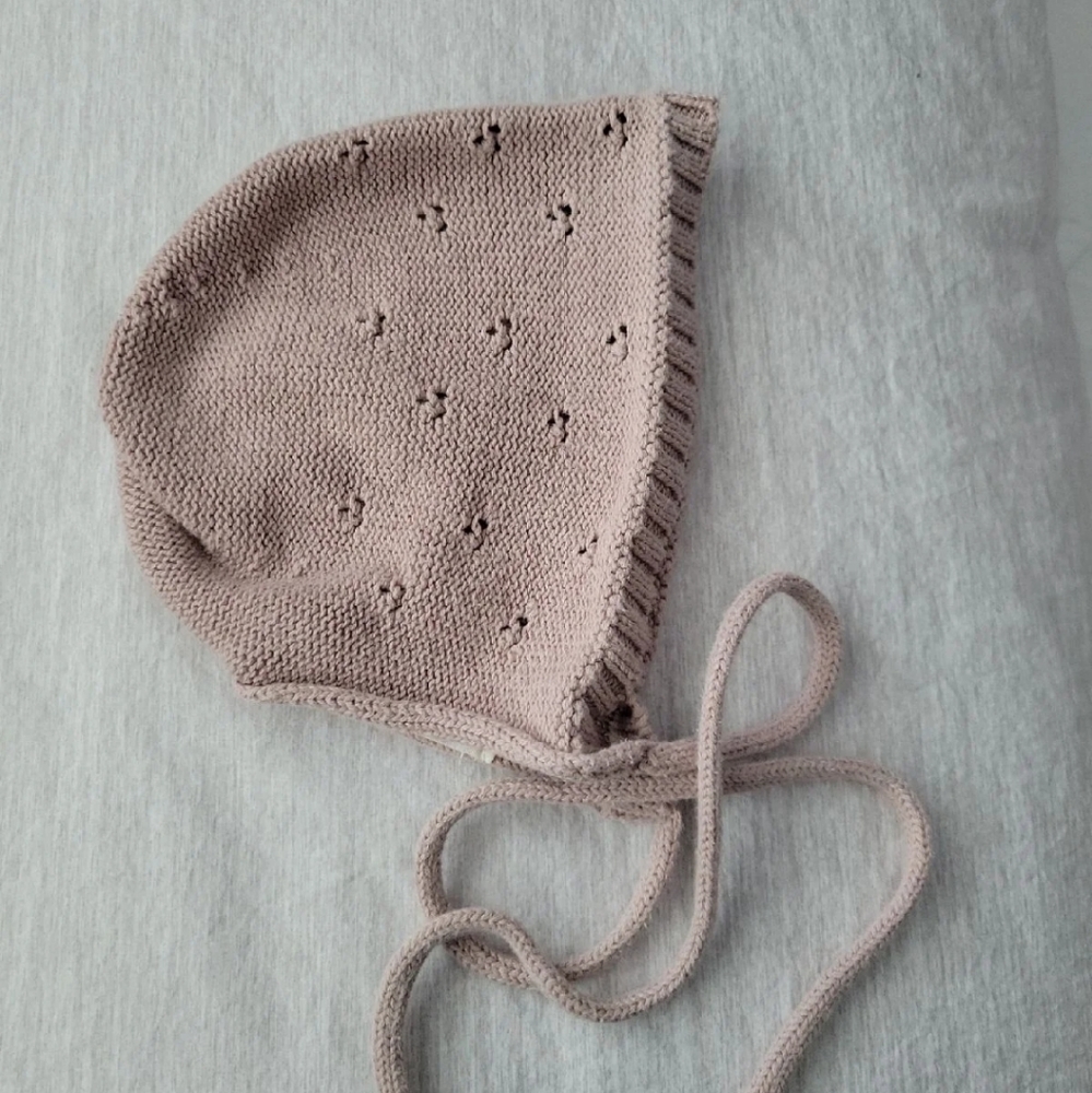 Bonnet by Jamie Kay